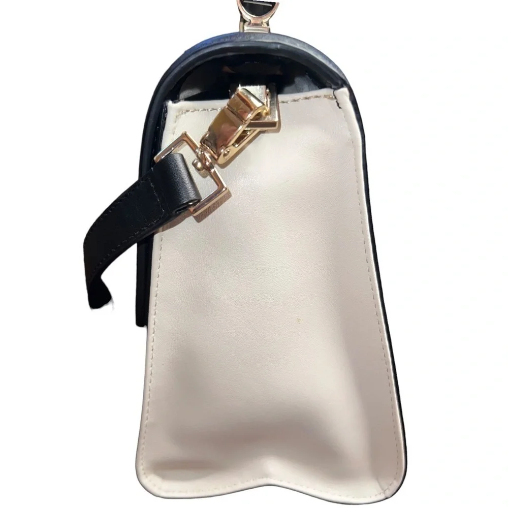 New ▶️ KATE SPADE ◀️ New York Carroll Park Penelope Hand Bag Crossbody Strap